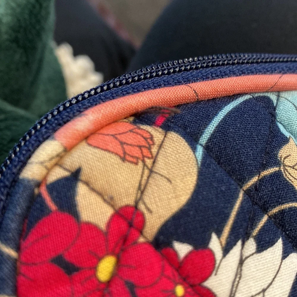 Vera Bradley soft tablet case - Picture 5 of 5